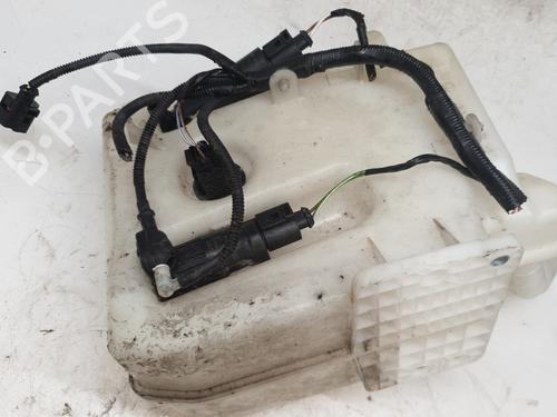 windscreen-washer-tank-seat-leon-1p1-2005-2006-2007-2008-2009-2010-2011-2012-2013-36055622 main image