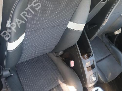 Used Right front seat Right front seat RENAULT SCÉNIC III (JZ0/1_) 1.9 dCi (JZ0J, JZ1J, JZ1K, JZ1S) (131 hp) 33970115 33970115