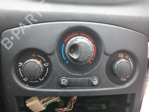 Used Climate control Climate control RENAULT CLIO III (BR0/1, CR0/1) 1.5 dCi (BR17, CR17) (86 hp) 32262414 32262414