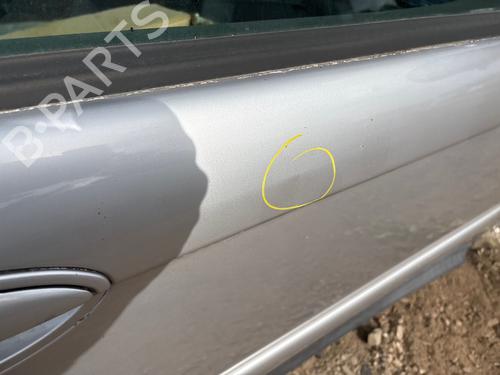 Used Right front door Right front door 39216258 39216258
