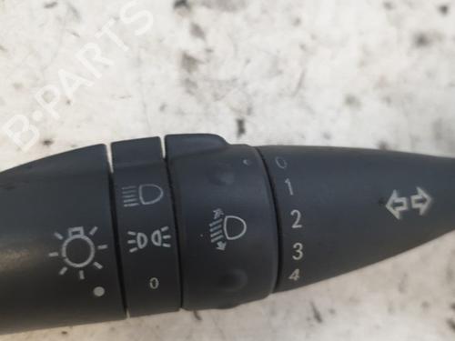 Used Switch Switch SMART FORFOUR (454) 1.5 CDI (454.001) (95 hp) 22864889 22864889