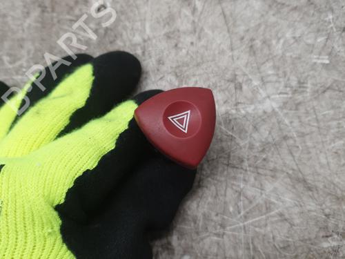 warning-switch-renault-laguna-ii-bg01_-2001-2002-2003-2004-2005-2006-2007-31882047 main image