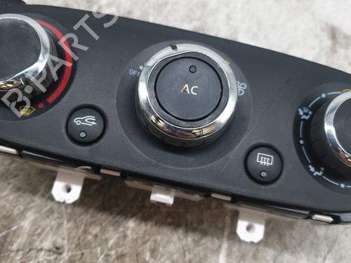 climate-control-renault-clio-iv-bh_-15-dci-90-2012-2013-2014-2015-2016-2017-2018-2019-2020-2021-22877179 main image