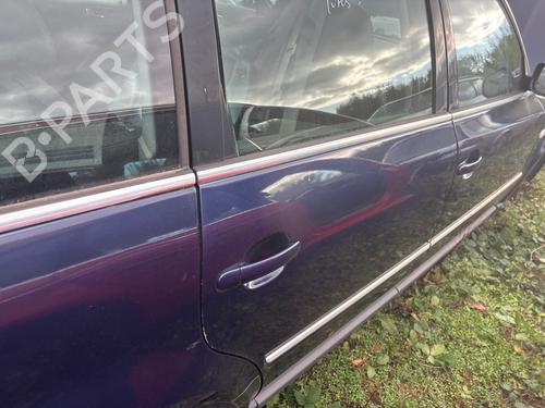 Dør højre bagtil Dør højre bagtil VW PASSAT B5.5 Variant (3B6) 1.9 TDI (130 hp) 39761291 39761291