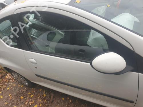 Used Right front door CITROËN C1 (PM_, PN_) 1.0 (68 hp) 28127959