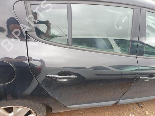 Used Right rear door RENAULT MEGANE III Hatchback (BZ0/1_, B3_) 1.5 dCi (BZ09, BZ0D, BZ1W, BZ29, BZ14) (110 hp) 28360912