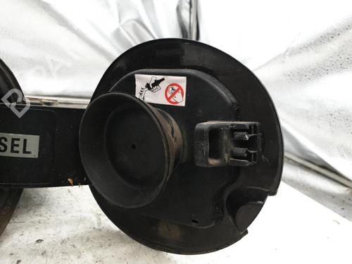 Klapa wlewu paliwa RENAULT MEGANE III Hatchback (BZ0/1_, B3_) 1.9 dCi (BZ0N, BZ0J) | BP24421935C131 