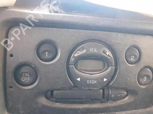 Used Radio Radio 37588106 37588106