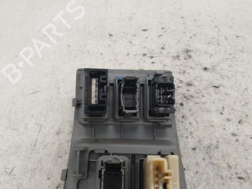 Used Headlight switch Headlight switch LEXUS IS II (_E2_) 220d (ALE20) (177 hp) 22867247 22867247