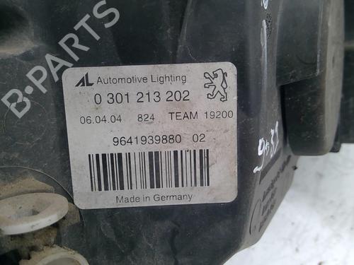 Used Right headlight Right headlight 25842736 25842736