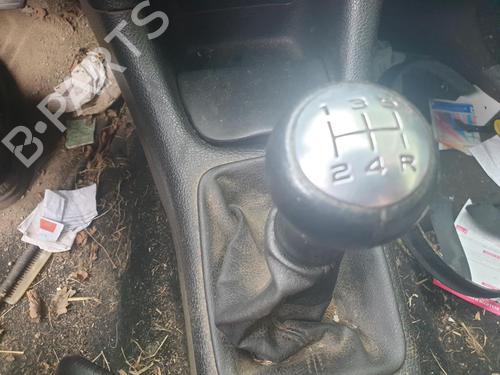 Gear lever PEUGEOT 206 Hatchback (2A/C) 1.4 HDi eco 70 2403AP
