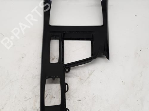 Used Middle console Middle console BMW X2 (F39) sDrive 18 d (150 hp) 22883363 22883363