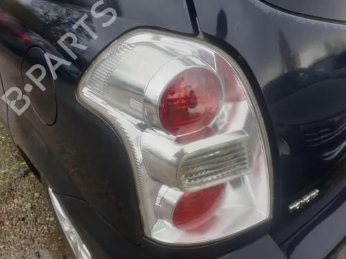 Venstre baglygte TOYOTA COROLLA Verso (ZER_, ZZE12_, R1_) 2.2 D-4D (AUR10_, AUR10R) (177 hp) 30546476