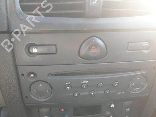 Bilradio Bilradio RENAULT CLIO II (BB_, CB_) [1998-2016] 37526806 37526806