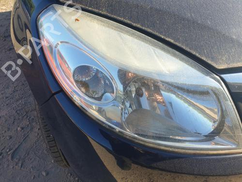 right-headlight-dacia-sandero-2008-34243723 main image