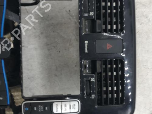 Used Climate control NISSAN LEAF (ZE0) Electric (109 hp) 24420967