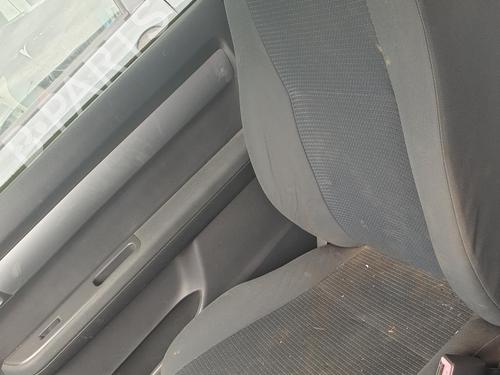 Used Right front seat Right front seat SUZUKI SWIFT III (MZ, EZ) 1.3 DDiS (RS413D) (75 hp) 28302192 28302192