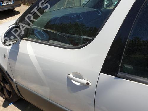 Used Left front door SKODA ROOMSTER (5J7) 1.9 TDI (105 hp) 22868353