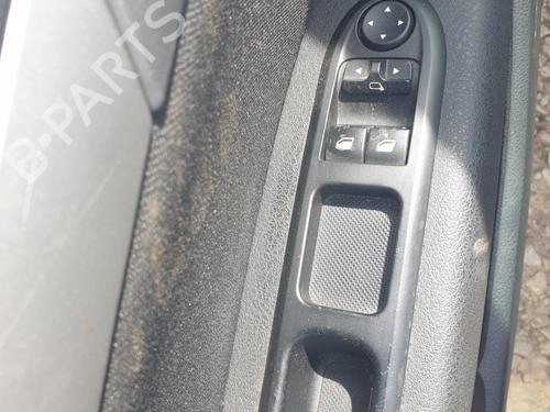 Left front window switch PEUGEOT 407 (6D_) 2.0 HDi 135 (6DRHRH, 6DRHRE, 6DRHRG, 6DRHRJ) | BP28570278I27