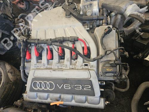 Motor AUDI A3 (8P1) 3.2 V6 quattro (250 hp) 30100657