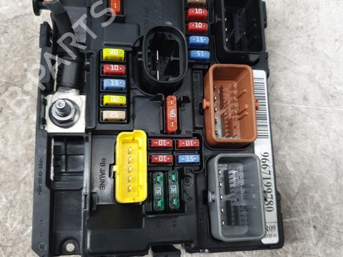 Used Fuse box Fuse box CITROËN C3 Picasso (SH_) 1.6 HDI 90 (92 hp) 33653170 33653170