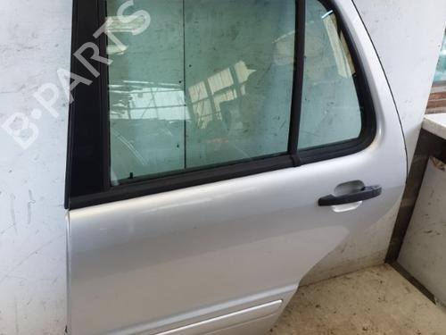 Used Left rear door MERCEDES-BENZ M-CLASS (W163) ML 270 CDI (163.113) (163 hp) 22864977