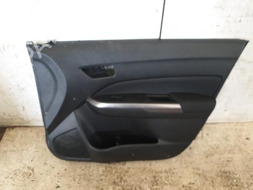 Forreste højre beklædning SUZUKI VITARA (LY) 1.4 Hybrid (Mild Hybrid) AllGrip (APK414) (129 hp) 32500315