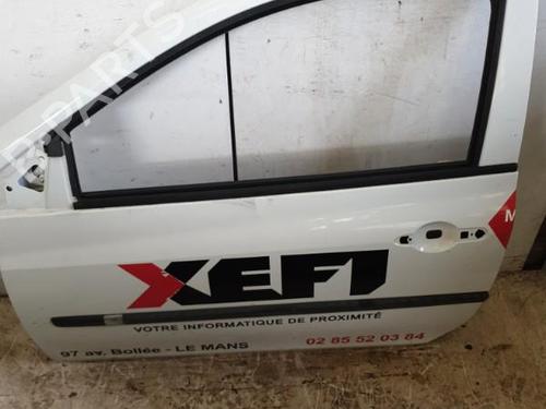 left-front-door-renault-clio-iii-br01-cr01-15-dci-br17-cr17-7751476108-2005-2006-2007-2008-2009-2010-2011-2012-2013-2014-22878478 main image