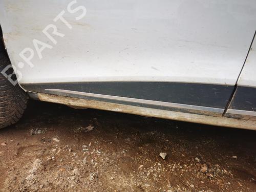 Used Door moulding trim RENAULT CLIO IV (BH_) 1.5 dCi 75 (75 hp) 24422392