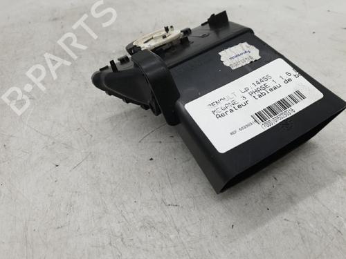 Used Air vent RENAULT MEGANE III Hatchback (BZ0/1_, B3_) 1.5 dCi (86 hp) 24421026