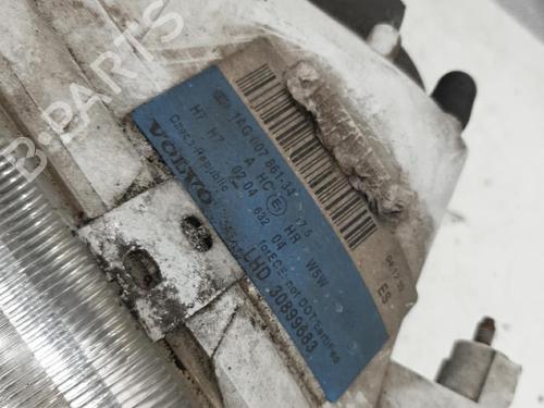 Right headlight VOLVO V40 Estate (645) 1.9 TD | BP22867677C29 