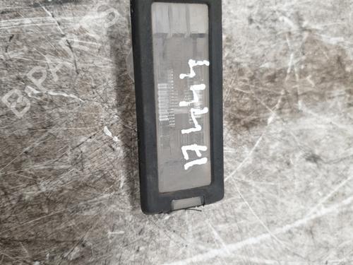 licence-plate-light-renault-clio-iii-grandtour-kr01_-2007-24656409 main image