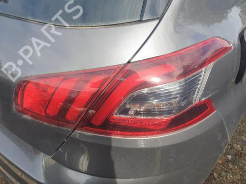 Used Right tailgate light PEUGEOT 308 II (LB_, LP_, LW_, LH_, L3_) 1.5 BlueHDI 100 (102 hp) 28429349