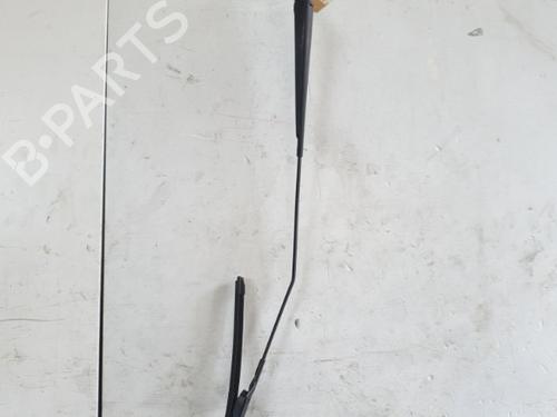 Used Front windshield wiper arm Front windshield wiper arm PEUGEOT 208 I (CA_, CC_) 1.0 VTi (68 hp) 22874800 22874800