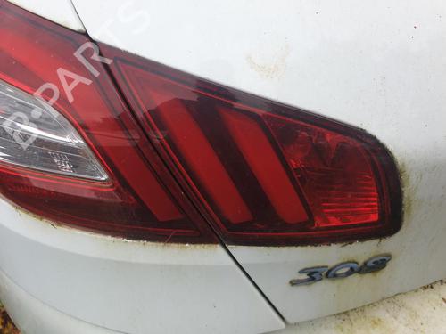 Used Left tailgate light Left tailgate light PEUGEOT 308 II (LB_, LP_, LW_, LH_, L3_) 1.6 BlueHDi 120 (120 hp) 30171376 30171376