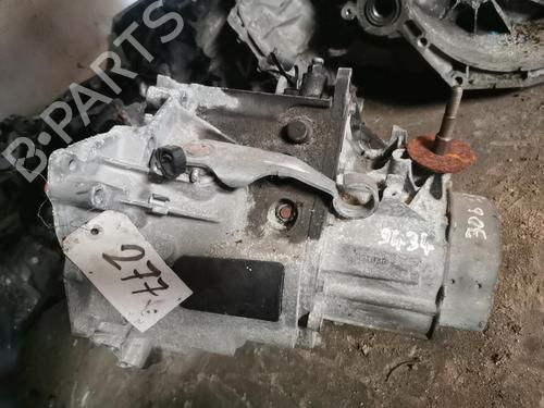 Gearbox PEUGEOT 306 Hatchback (7A, 7C, N3, N5) 1.9 D | BP22881581M3 