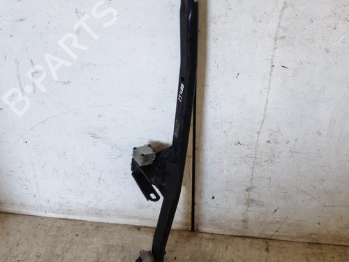 Used Front bumper reinforcement VOLVO XC90 I (275) D5 AWD (185 hp) 22868991