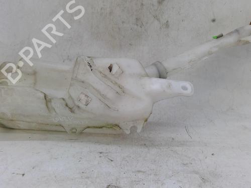 Sprinklertank RENAULT CLIO III (BR0/1, CR0/1) 1.2 16V (BR02, BR0J, BR11, CR02, CR0J, CR11) (75 hp) 22885409
