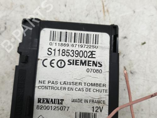 Used Card reader Card reader RENAULT MEGANE II Estate (KM0/1_) 1.5 dCi (KM16, KM1E) (106 hp) 22884756 22884756