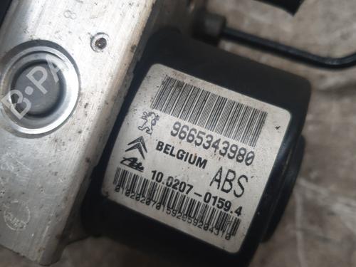 Used ABS pump ABS pump 32413122 32413122