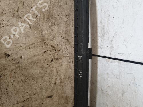 Used Front bumper reinforcement PEUGEOT 206 Hatchback (2A/C) 1.4 HDi eco 70 (68 hp) 28578999