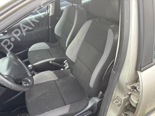 Used Left front seat Left front seat PEUGEOT 207 (WA_, WC_) 1.4 HDi (68 hp) 40145100 40145100