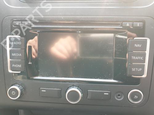 Used Display monitor VW TOURAN (1T3) 1.6 TDI (105 hp) 28153054