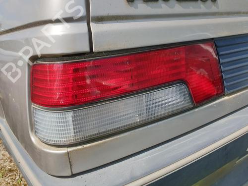 Used Left taillight Left taillight PEUGEOT 405 I (15B) 1.9 Diesel (69 hp) 25442323 25442323
