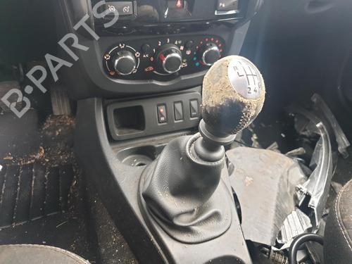 Shift knob DACIA DUSTER (HS_) 1.2 TCe 125 | BP38942344I34 - Image 2