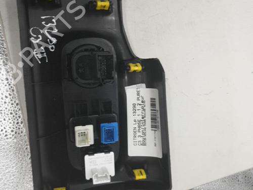 Used Switch Switch CITROËN C3 III (SX) 1.2 THP 110 (SXHNPS, SXHNZT, SXHNZ6) (110 hp) 24421553 24421553