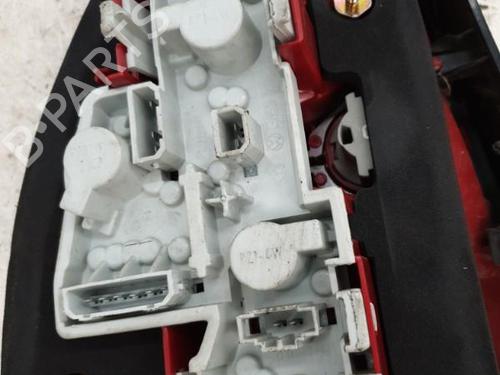 Højre baglygte VW PASSAT B5.5 (3B3) 1.9 TDI (130 hp) 22883727