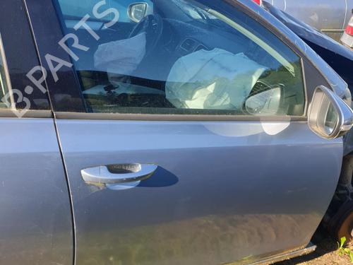 Used Right front door VW GOLF VI (5K1) 2.0 TDI (110 hp) 25483905
