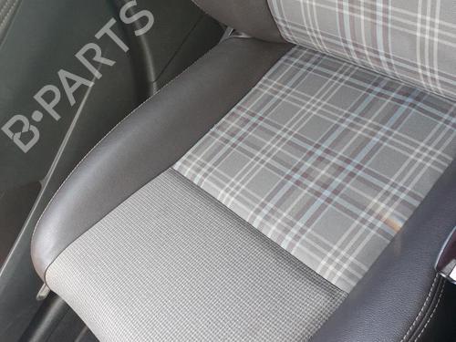 Right front seat RENAULT MEGANE III Hatchback (BZ0/1_, B3_) 1.9 dCi (BZ0N, BZ0J) | BP37526878C16 - Image 4