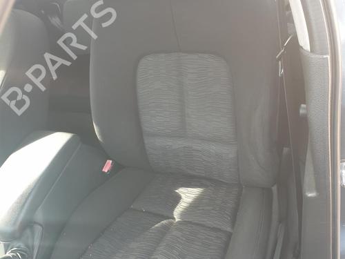 Used Left front seat Left front seat PEUGEOT 407 (6D_) 2.0 HDi 135 (6DRHRH, 6DRHRE, 6DRHRG, 6DRHRJ) (136 hp) 28570272 28570272